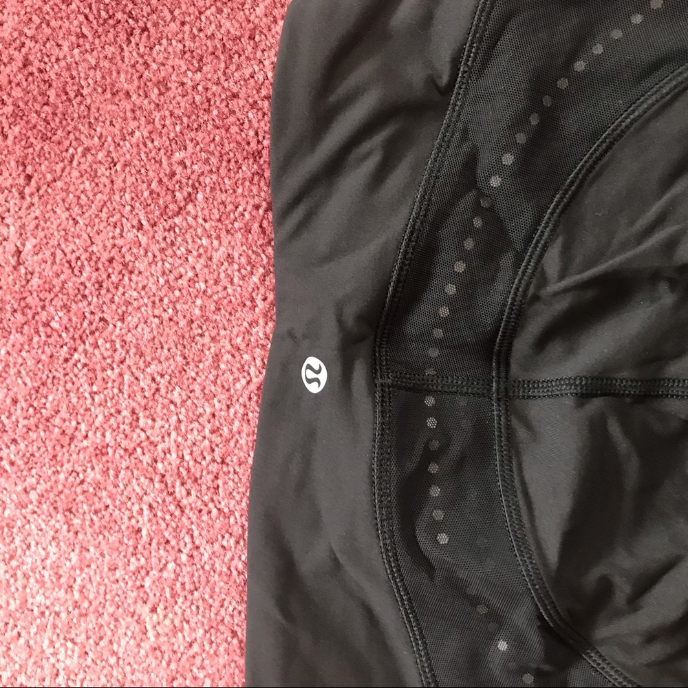 Lululemon - Picture 2 of 5